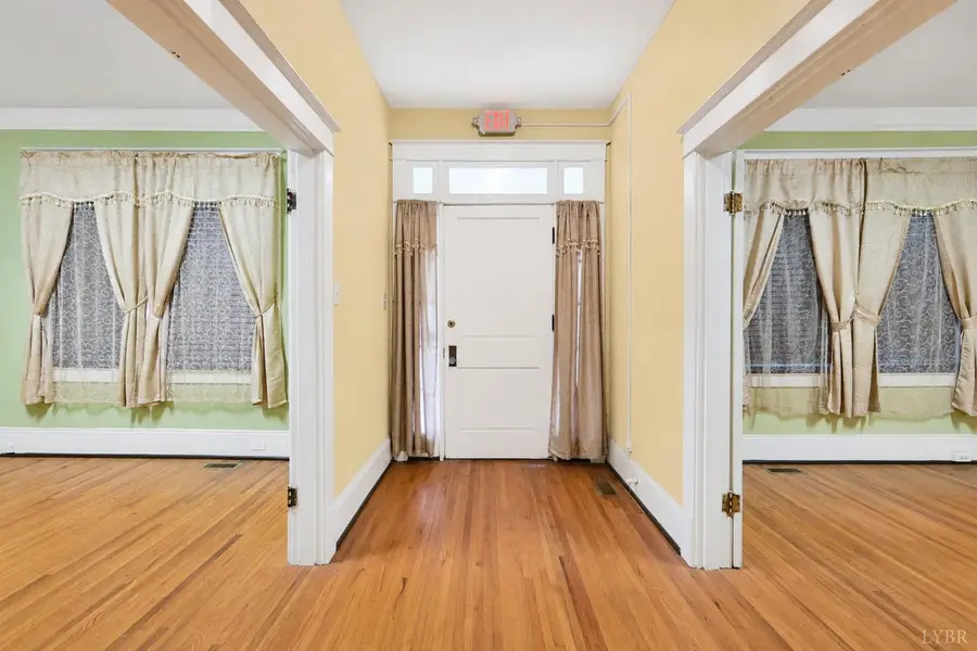 5040 Fort Ave, Lynchburg, VA 24502 - #3