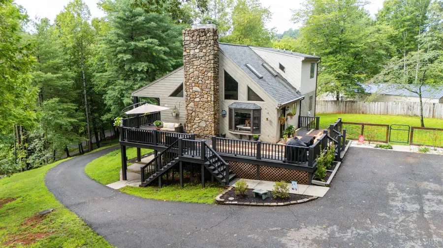 5600 Old Cifax Road, Goode, VA 24556 - #2