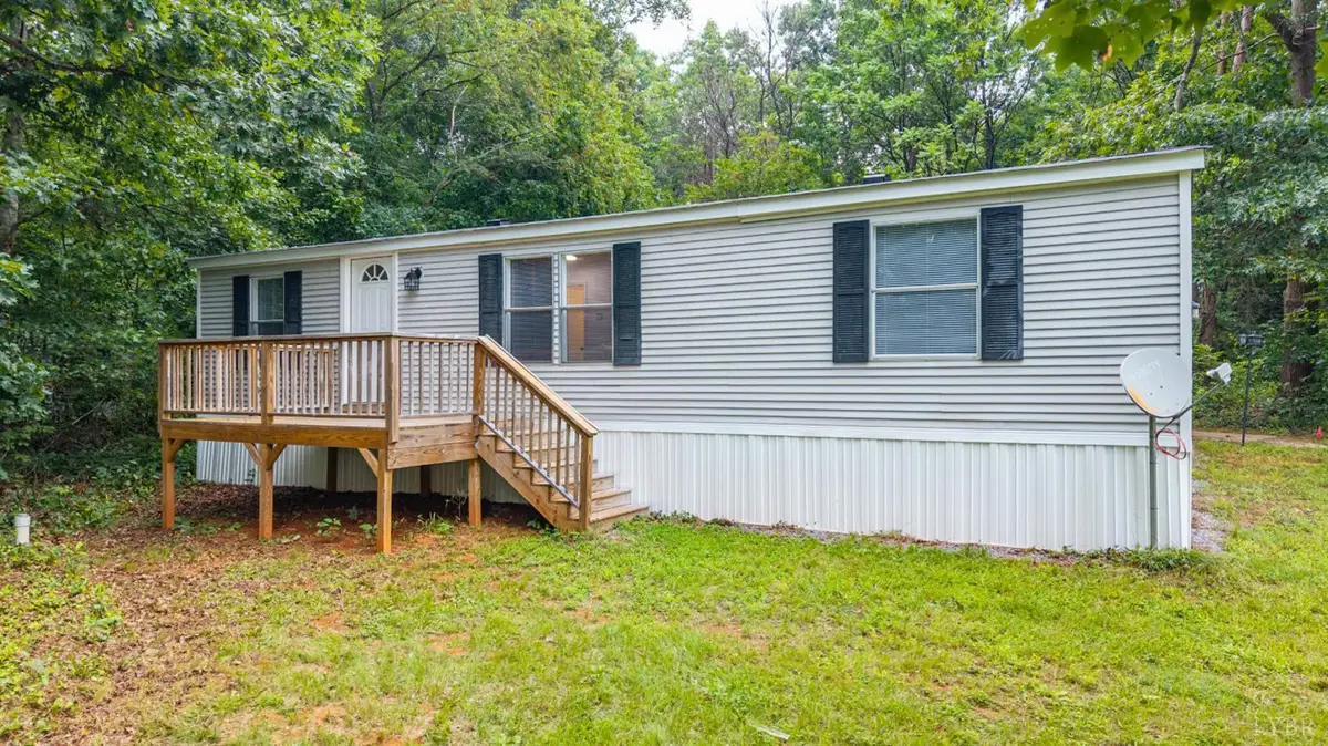 7032 Stage Road, Wreck Island, VA 24538 - #1