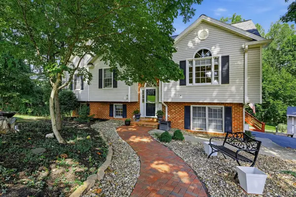 63 Viking Drive, Lynchburg, VA 24502