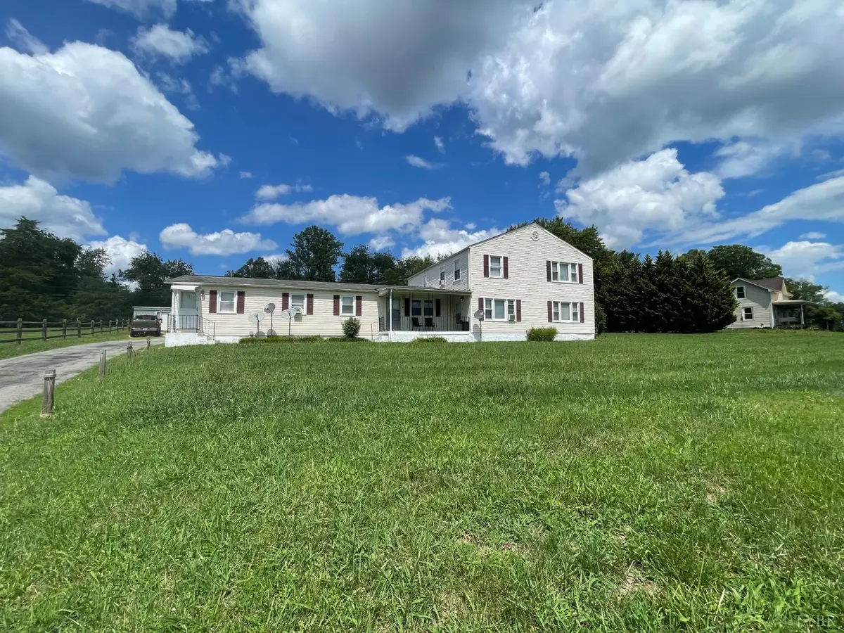 3339 W Lynchburg Salem Turnpike, Bedford, VA 24523 - #1