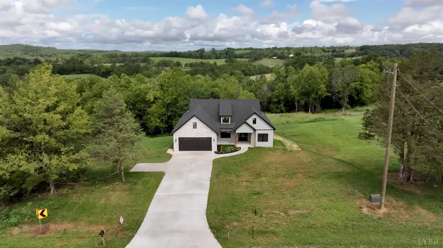 9726 Leesville Rd., Evington, VA 24550 - #2