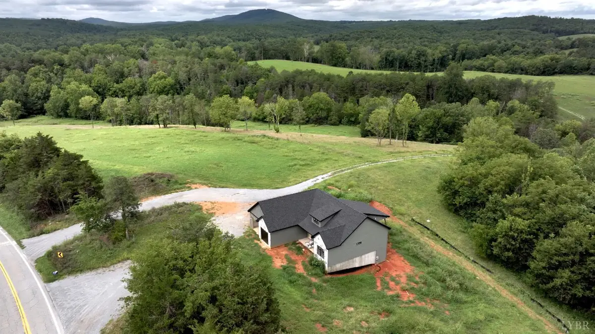 7 Leesville Rd, Evington, VA 24550 - #1