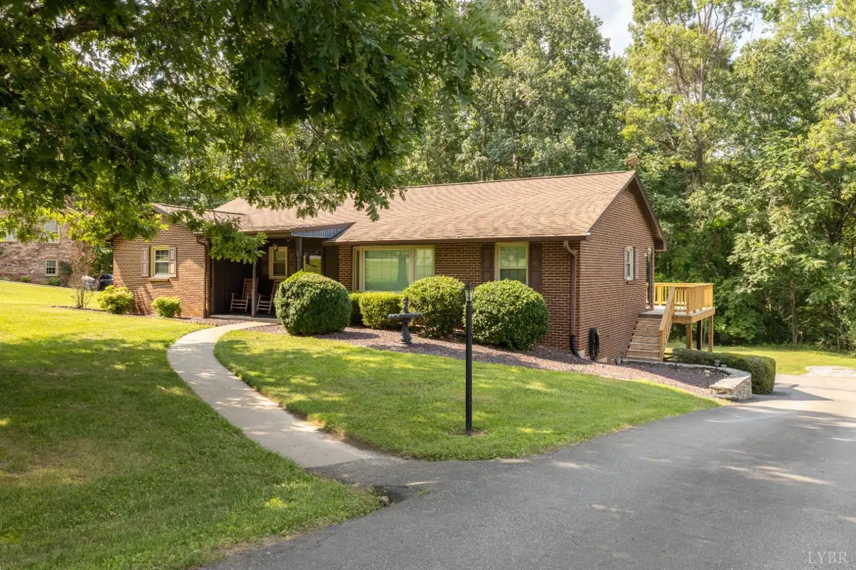 733 Spring St, Hurt, VA 24563 - #1