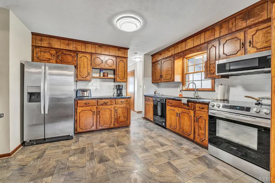 258 Wilow Oak Road, Appomattox, VA 24522 - #2