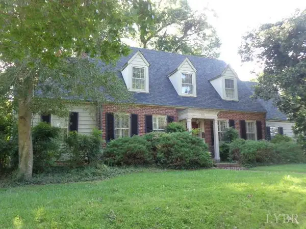 809 First Avenue, Farmville, VA 23901