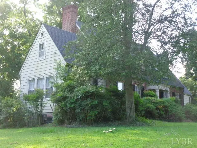 809 First Avenue, Farmville, VA 23901 - #3