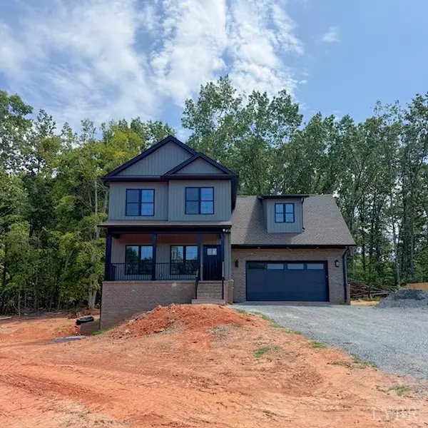 280 Acorn Drive, Appomattox, VA 24522