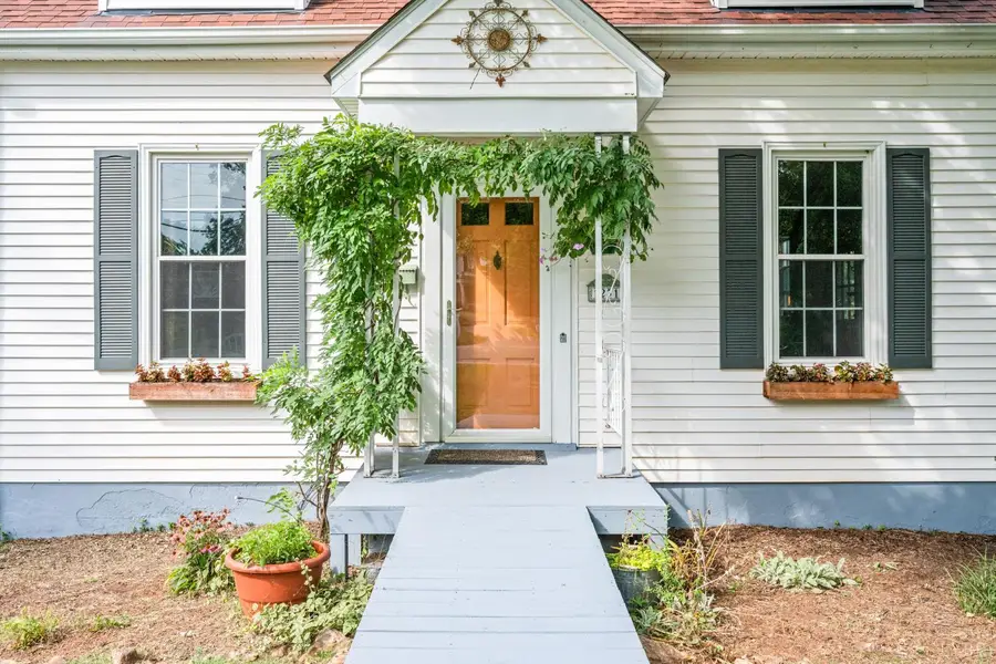 1231 Oakwood Street, Bedford, VA 24523 - #2