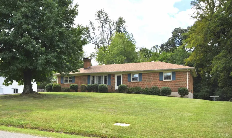 426 Beechwood Drive, Lynchburg, VA 24502 - #2