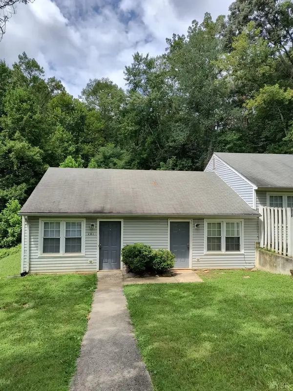 201 Deer Creek Drive, Lynchburg, VA 24502