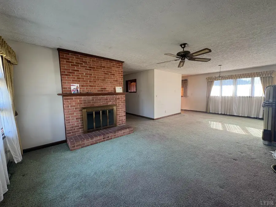 1729 Oakwood Street, Bedford, VA 24523 - #2
