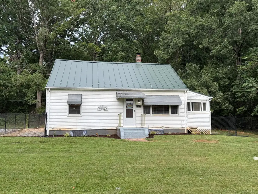 17817 Leesville Road, Evington, VA 24550 - #2