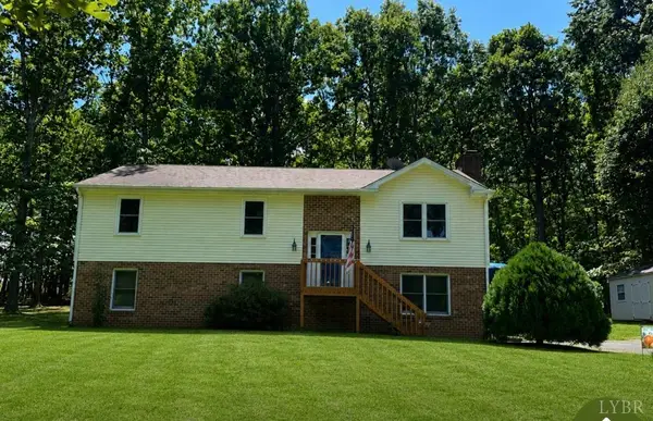 28 N Ridge Lane, Lynchburg, VA 24502