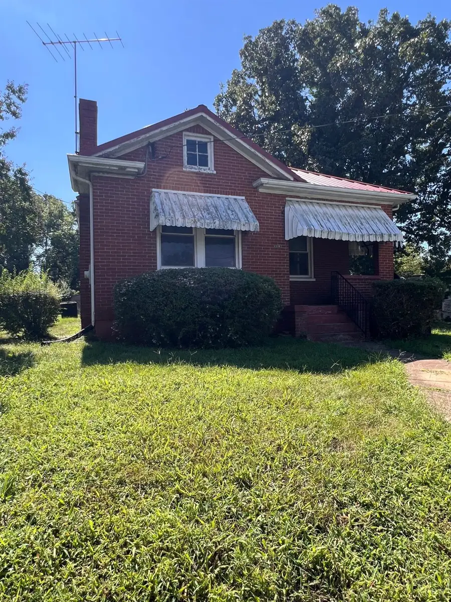 2230 Fairview Ave, Lynchburg, VA 24501 - #2