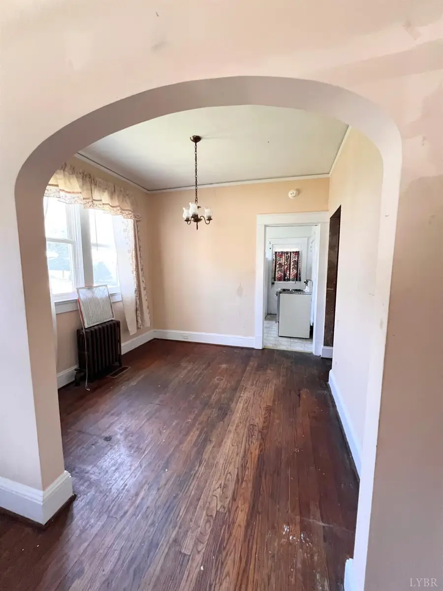 2230 Fairview Ave, Lynchburg, VA 24501 - #3