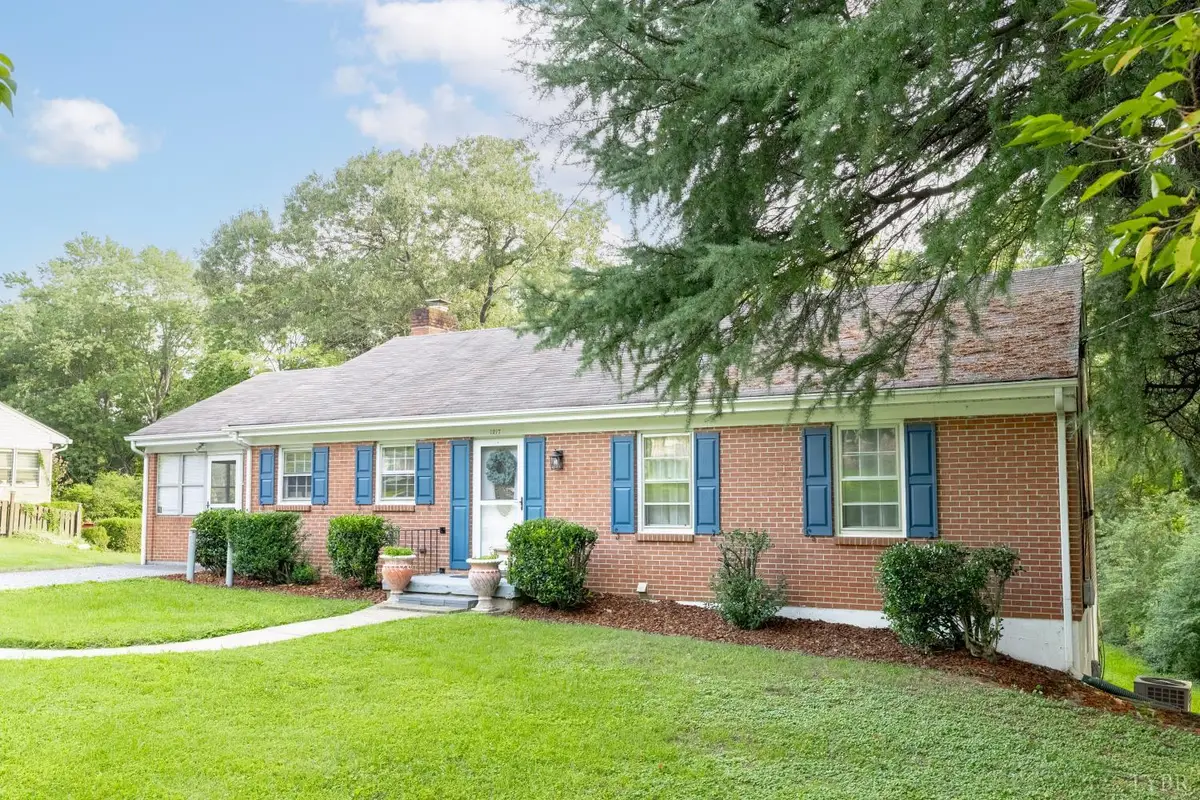 1217 Fenwick Dr, Lynchburg, VA 24502 - #1