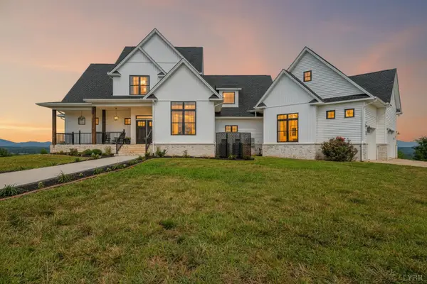 821 Riverville Road, Gladstone, VA 24553