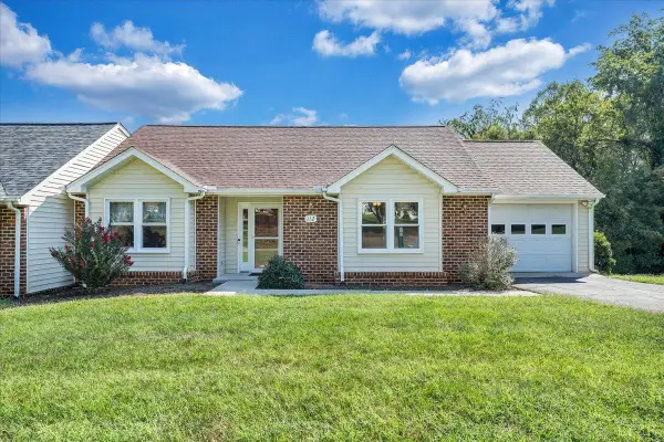 112 Village Park Court, Lynchburg, VA 24501