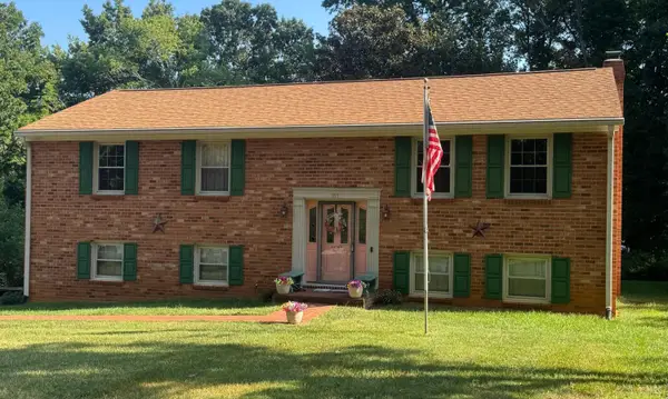 107 Goldfinch Dr, Lynchburg, VA 24502