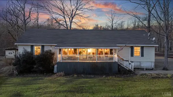 307 Brook Ln, Concord, VA 24538