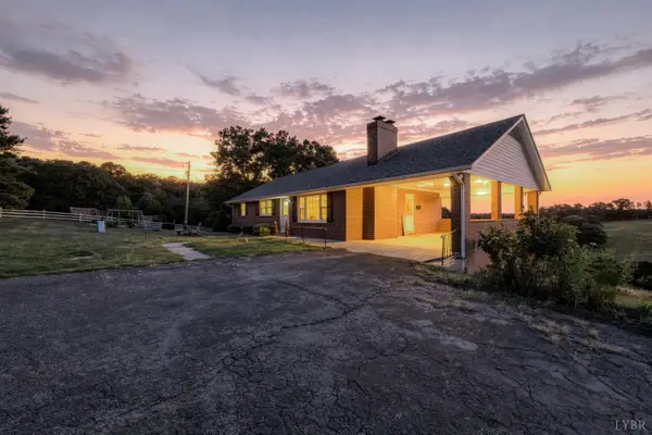 285 Clover Road, Hurt, VA 24563