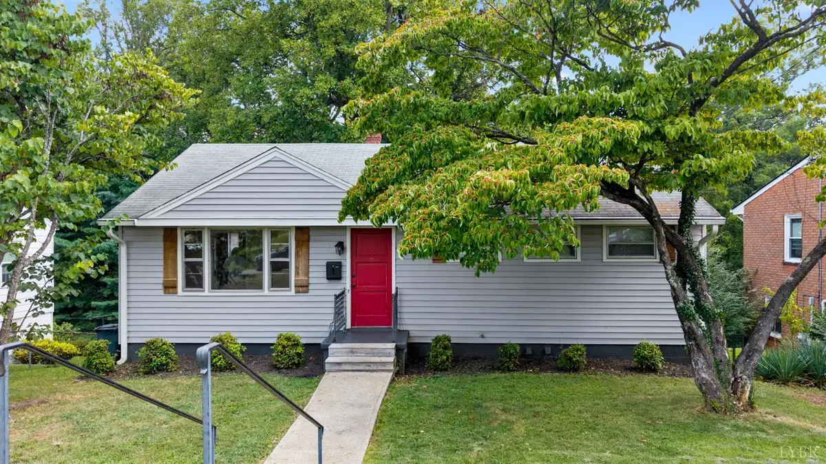 706 Crestwood Circle, Lynchburg, VA 24502 - #1