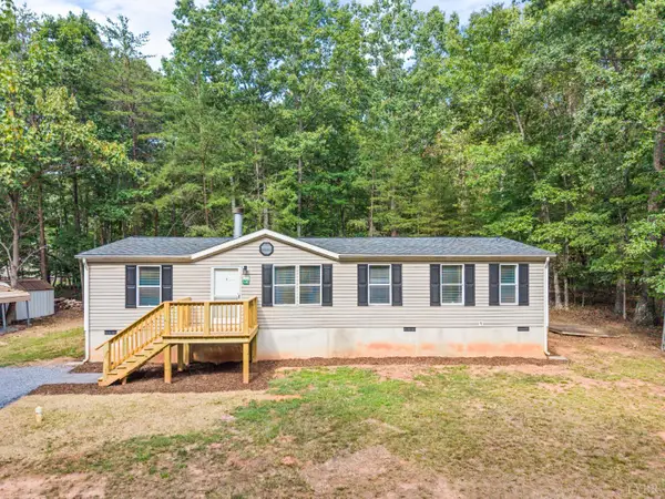 1523 Moccasin Path Trail, Huddleston, VA 24104
