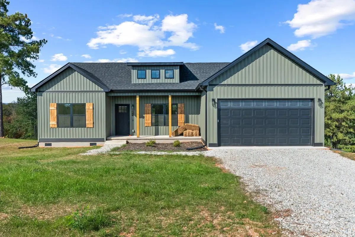 211 Fox Hall Drive, Amherst, VA 24521 - #1