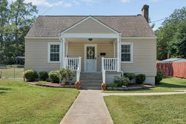 93 Page Street, Lynchburg, VA 24501