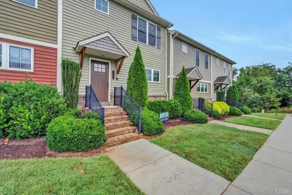 1224 Commonwealth Circle, Forest, VA 24551