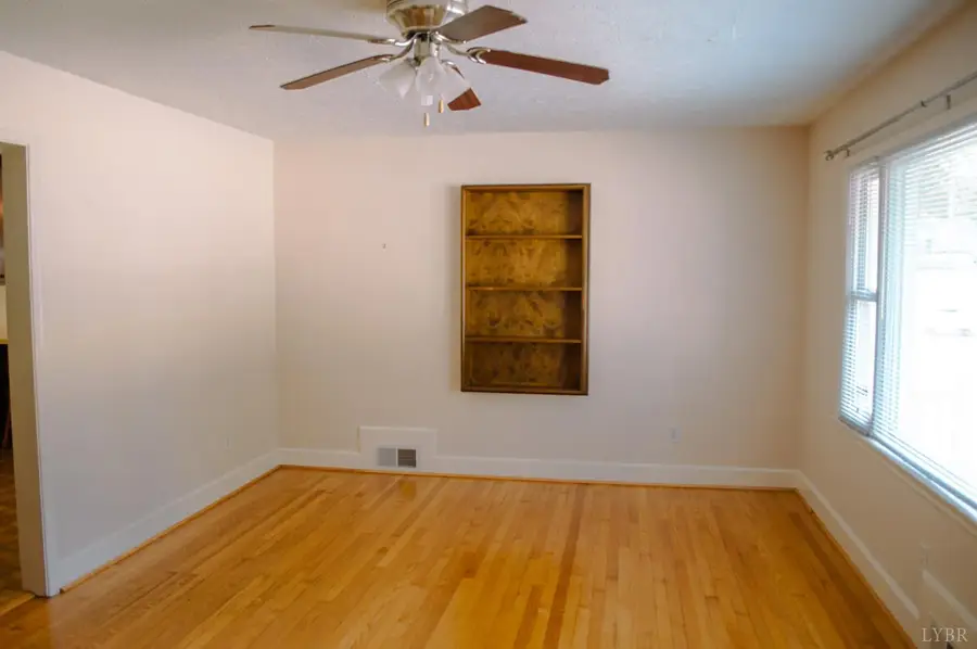 304 School Road, Hurt, VA 24563 - #3