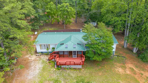 460 Brownings Cove, Shipman, VA 22971