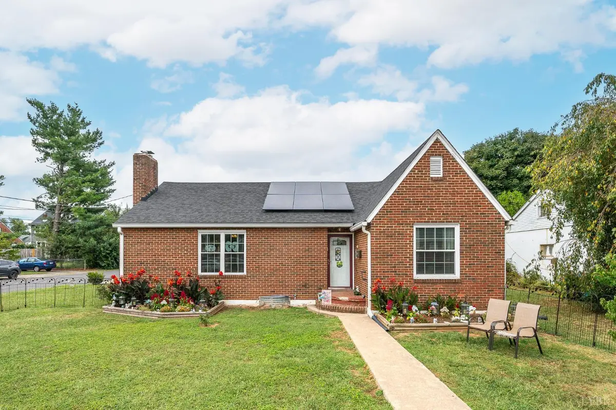 2804 NE Bradley Street, Roanoke, VA 24012 - #1