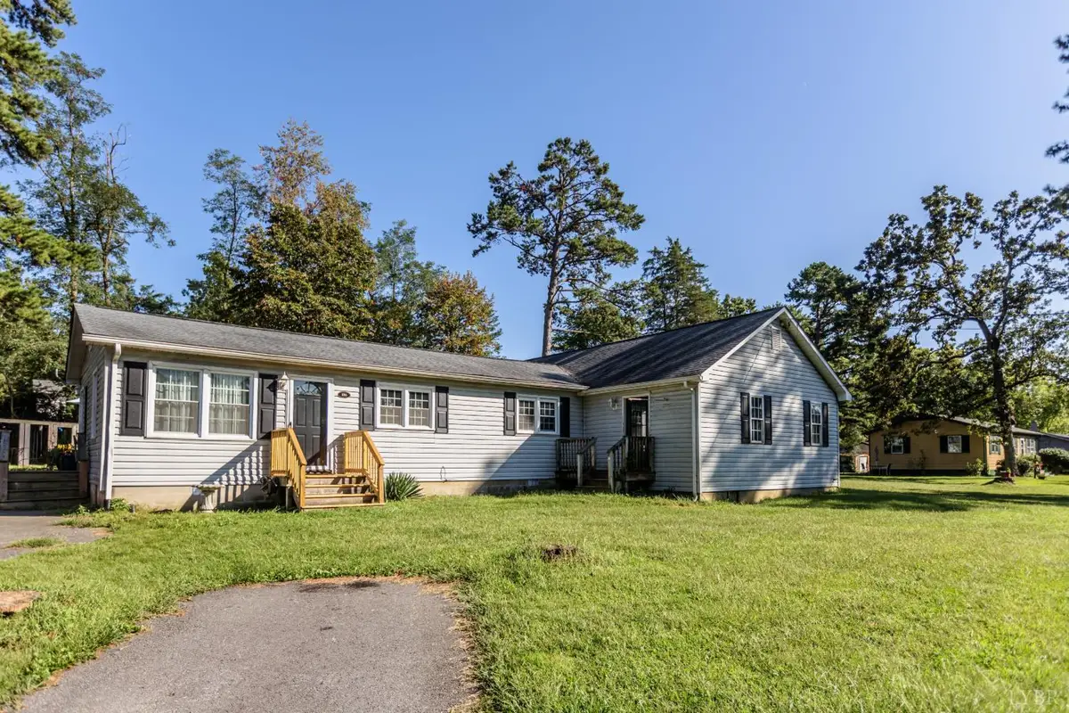 186 Lombardy Street, Appomattox, VA 24522 - #1