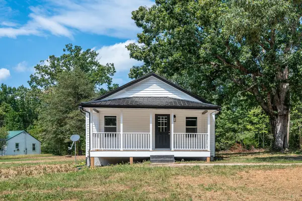 76 E Pamplin Road, Pamplin, VA 23958