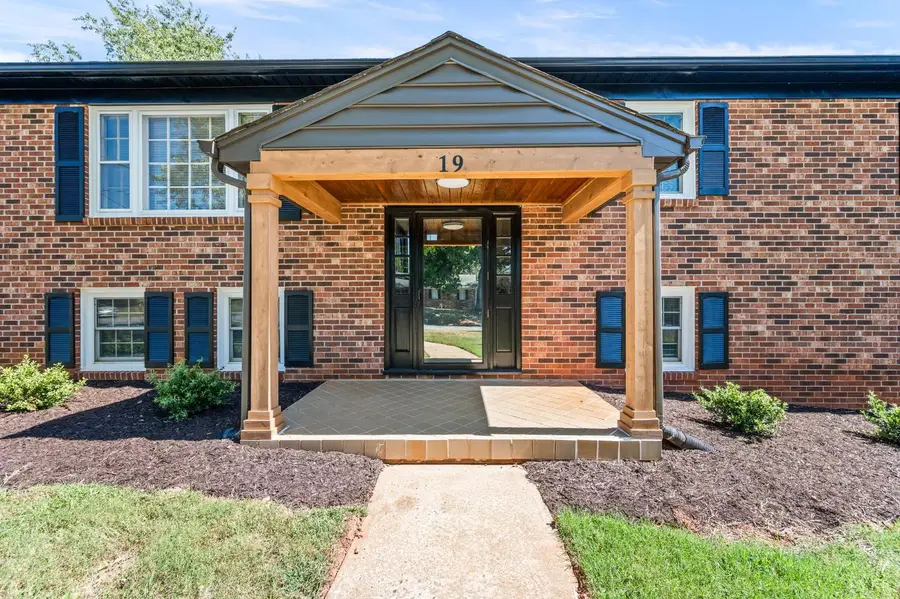 19 Mistletoe Drive, Forest, VA 24551 - #3