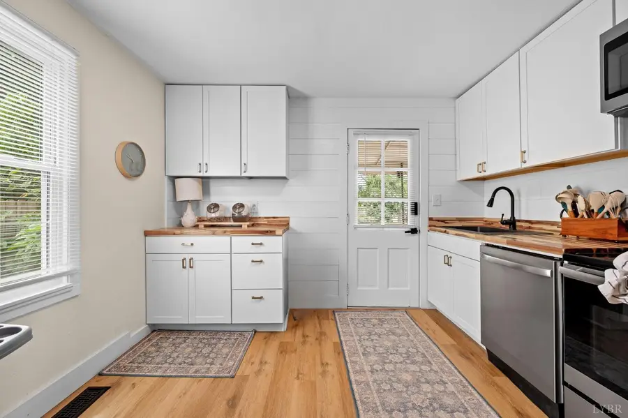 201 Perrymont Avenue, Lynchburg, VA 24502 - #2