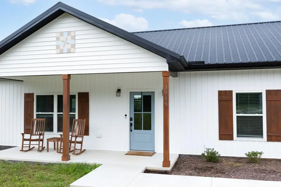 3944 Horseshoe Road, Appomattox, VA 24522 - #2