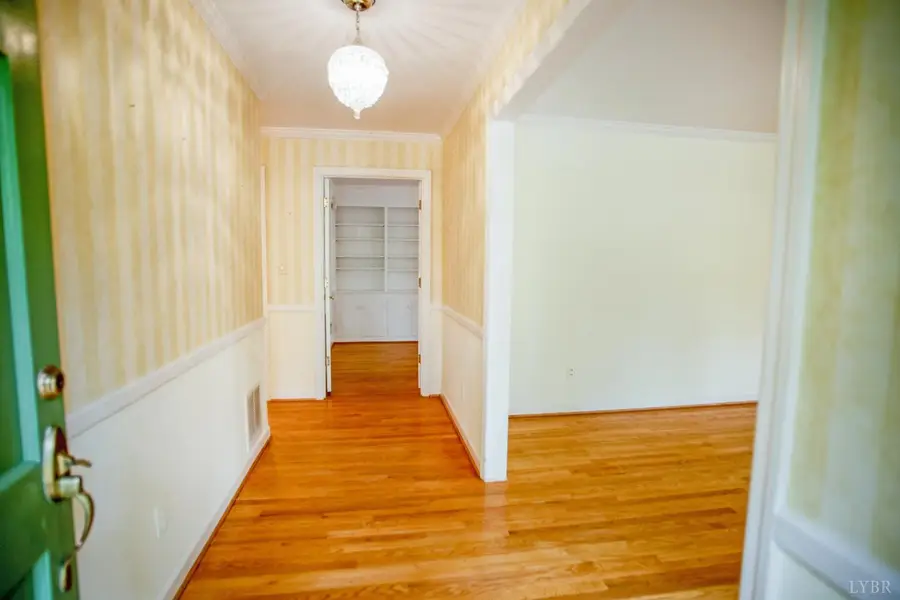 2905 Ravenwood Drive, Lynchburg, VA 24503 - #2
