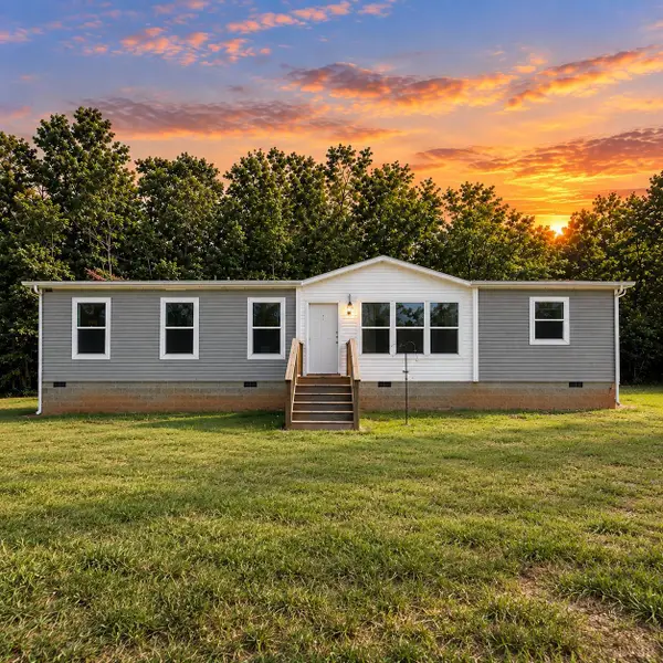 131 Fire Tower Lane, Appomattox, VA 24522