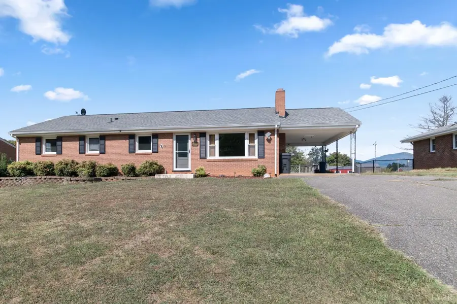 1204 W Hill Drive, Bedford, VA 24523 - #3