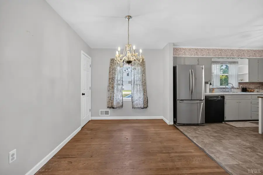 1218 Oakwood St., Bedford, VA 24523 - #3