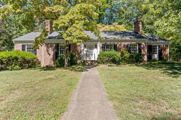 3624 Willow Lawn Drive, Lynchburg, VA 24503