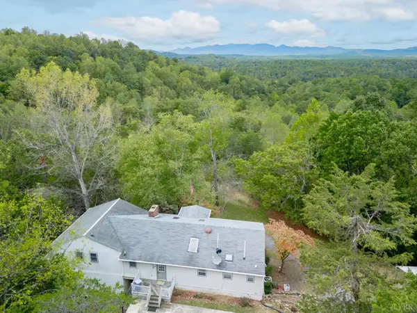 472 Crest Of Pedlar Drive, Monroe, VA 24574