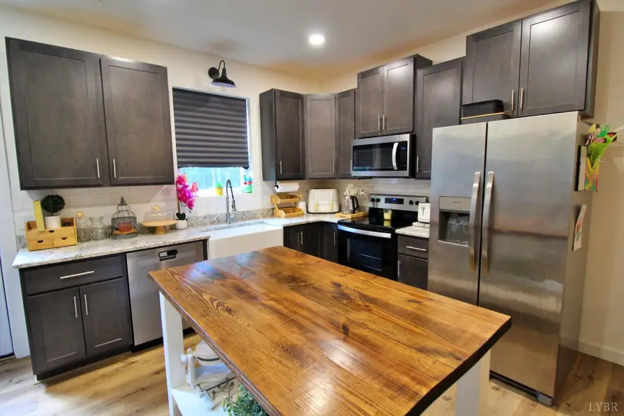 9920 Stonewall Road, Appomattox, VA 24522 - #3