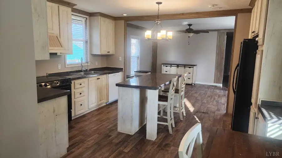 1561 Airport Road, Moneta, VA 24121 - #3
