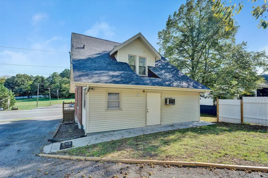 7760 Williamson Road, Roanoke, VA 24019 - #2
