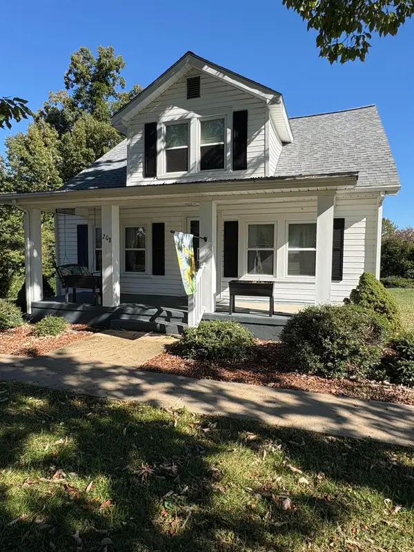 208 Prospect Road, Hurt, VA 24563