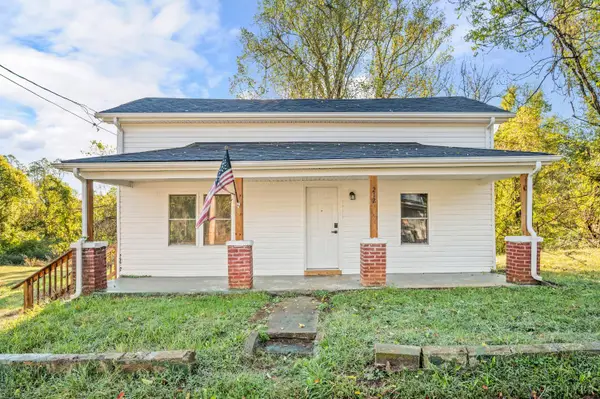 212 Winston Ridge Road, Lynchburg, VA 24501